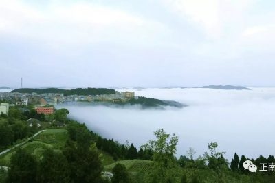 《在南部的天空下》慶國(guó)慶，迎中秋！